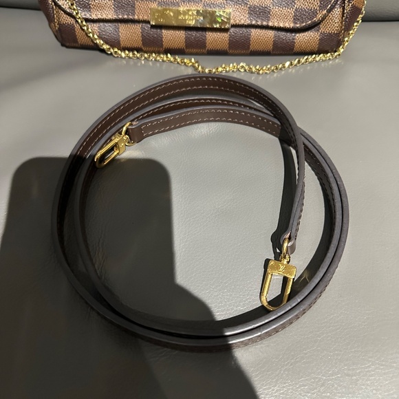 Louis Vuitton Favorite PM - Picture 14 of 14